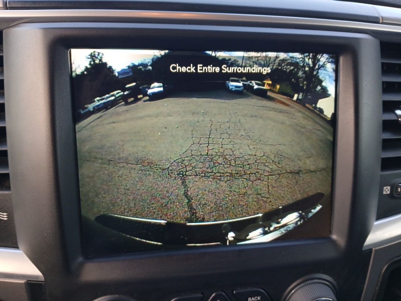 RAM 1500 Classic Tradesman Crew Cab SWB 2WD 2023