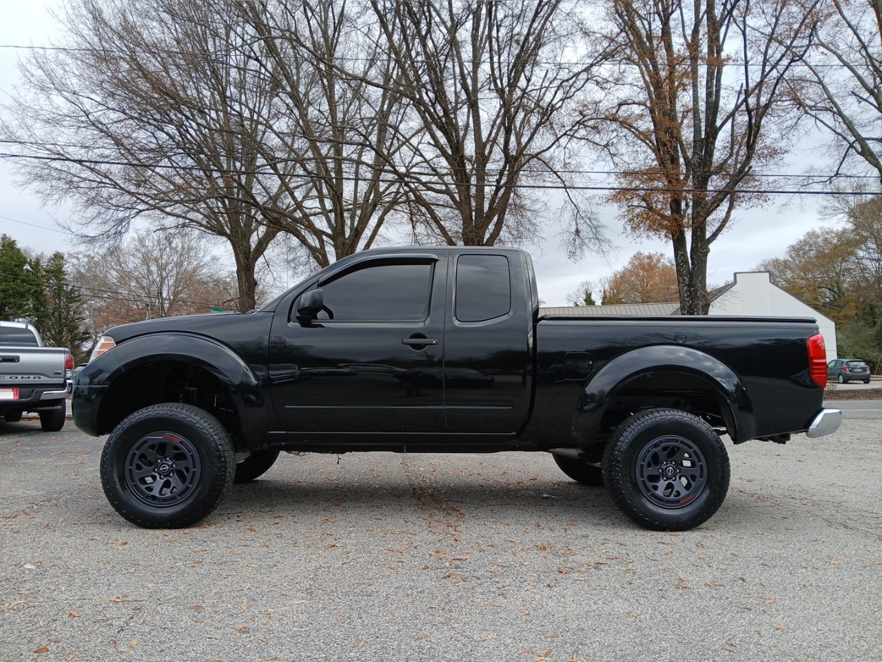 2017 Nissan Frontier PRO-4X King Cab 5AT 4WD