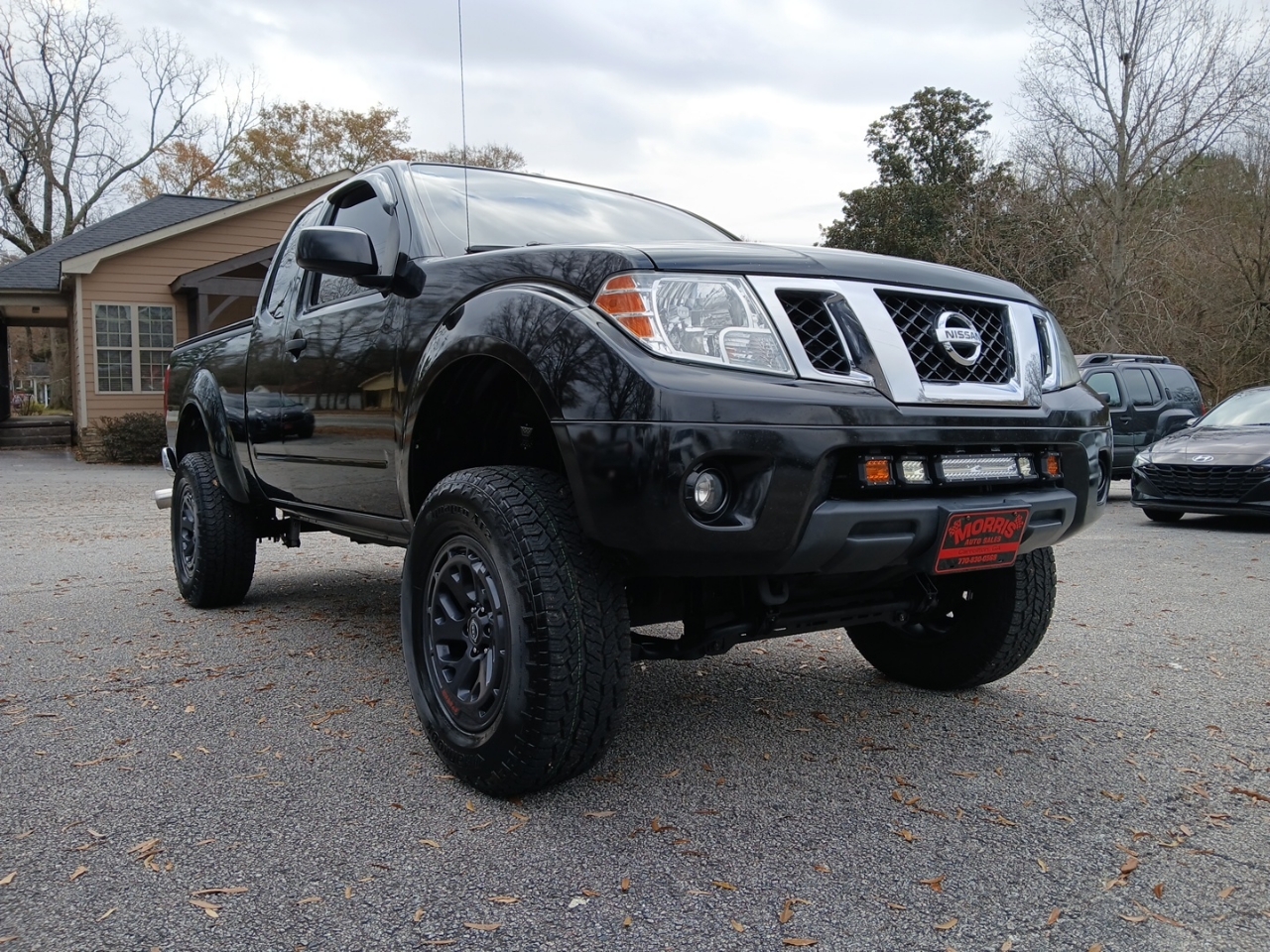 Nissan Frontier PRO-4X King Cab 5AT 4WD 2017