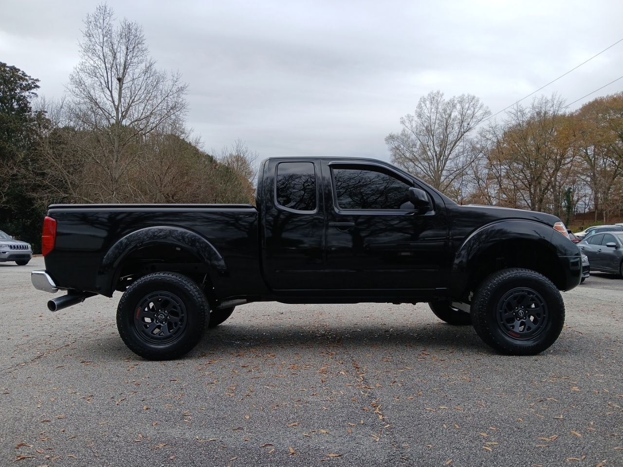 Nissan Frontier PRO-4X King Cab 5AT 4WD 2017