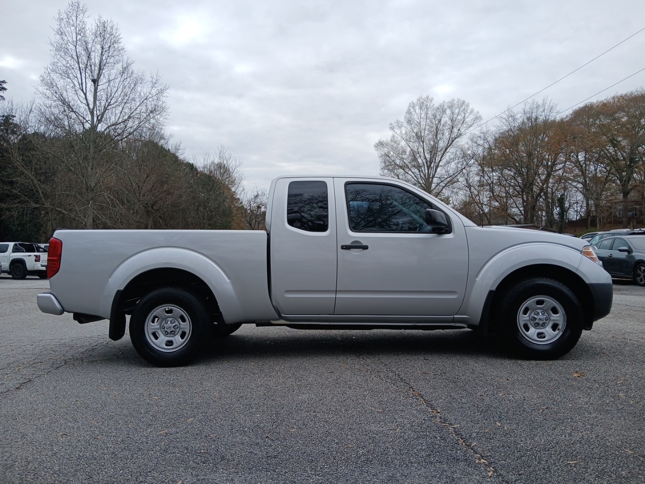 Nissan Frontier S King Cab I4 5MT 2WD 2019