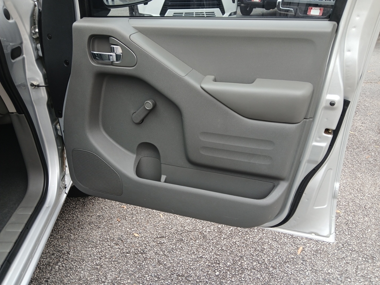 Nissan Frontier S King Cab I4 5MT 2WD 2019