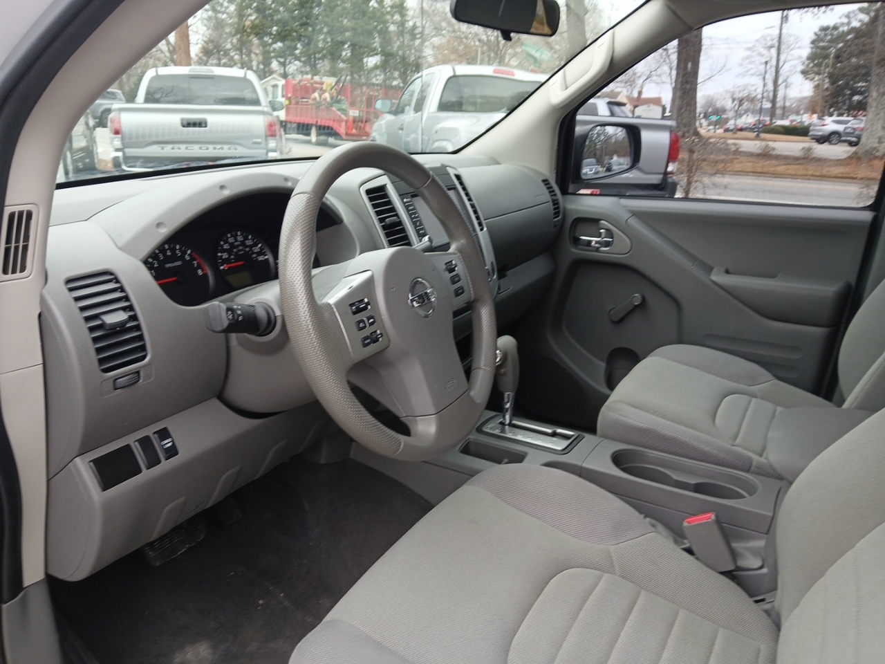 Nissan Frontier S King Cab I4 5MT 2WD 2019