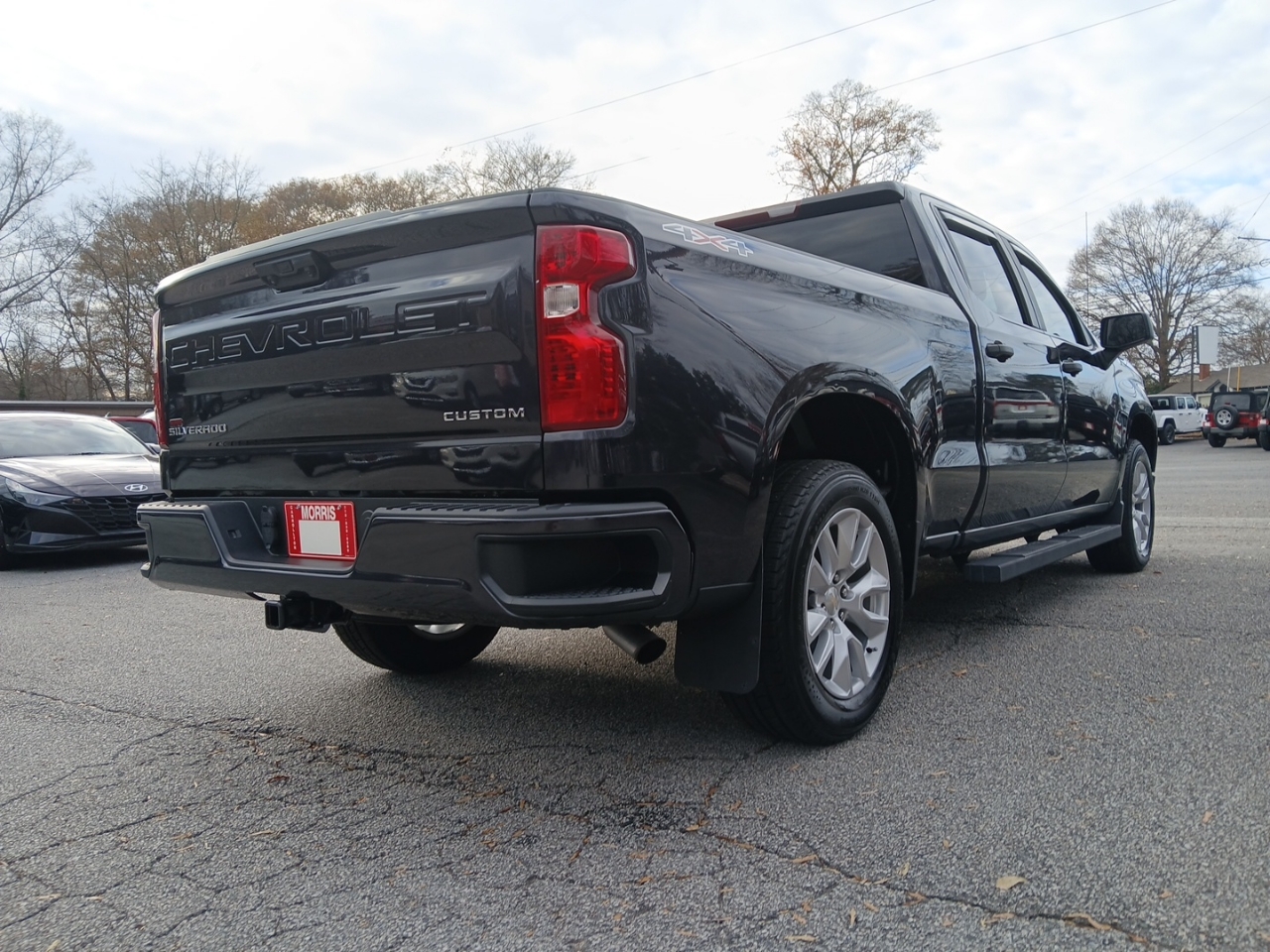Chevrolet Silverado 1500 4WD Crew Cab 147" Custom 2022