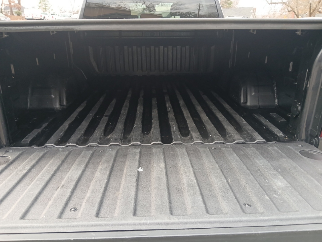 Chevrolet Silverado 1500 4WD Crew Cab 147" Custom 2022