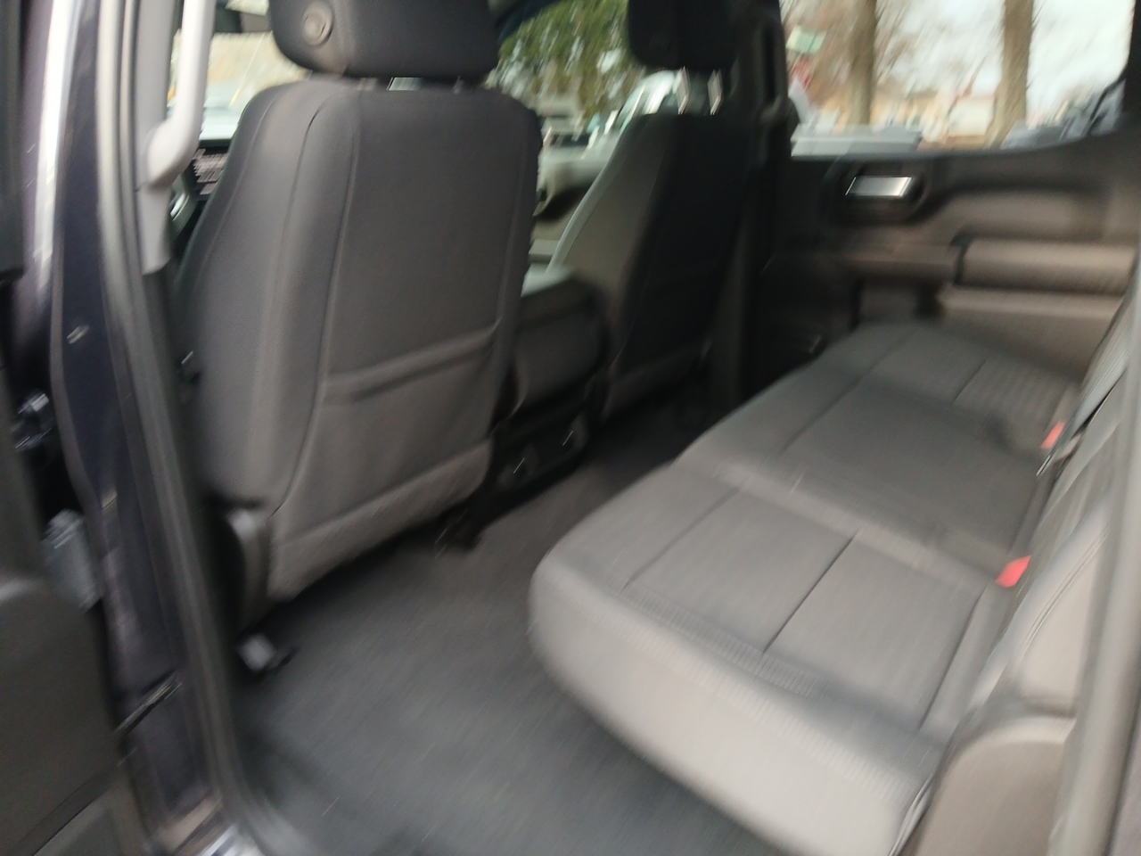 Chevrolet Silverado 1500 4WD Crew Cab 147" Custom 2022