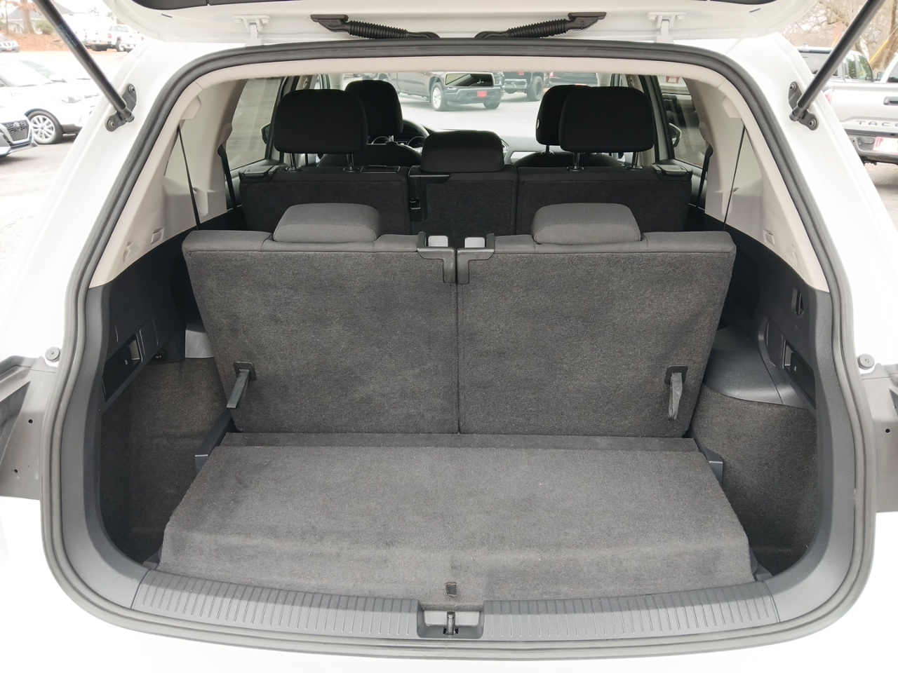 Volkswagen Tiguan S 4Motion 2018