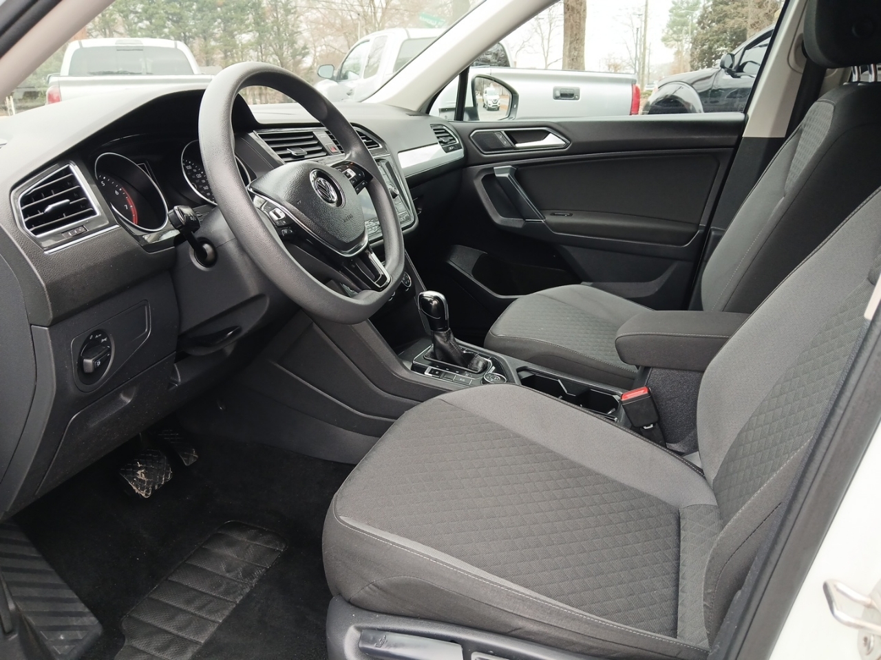 Volkswagen Tiguan S 4Motion 2018