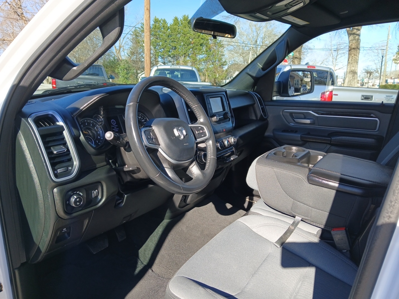 RAM 1500 Big Horn Quad Cab 2WD 2022