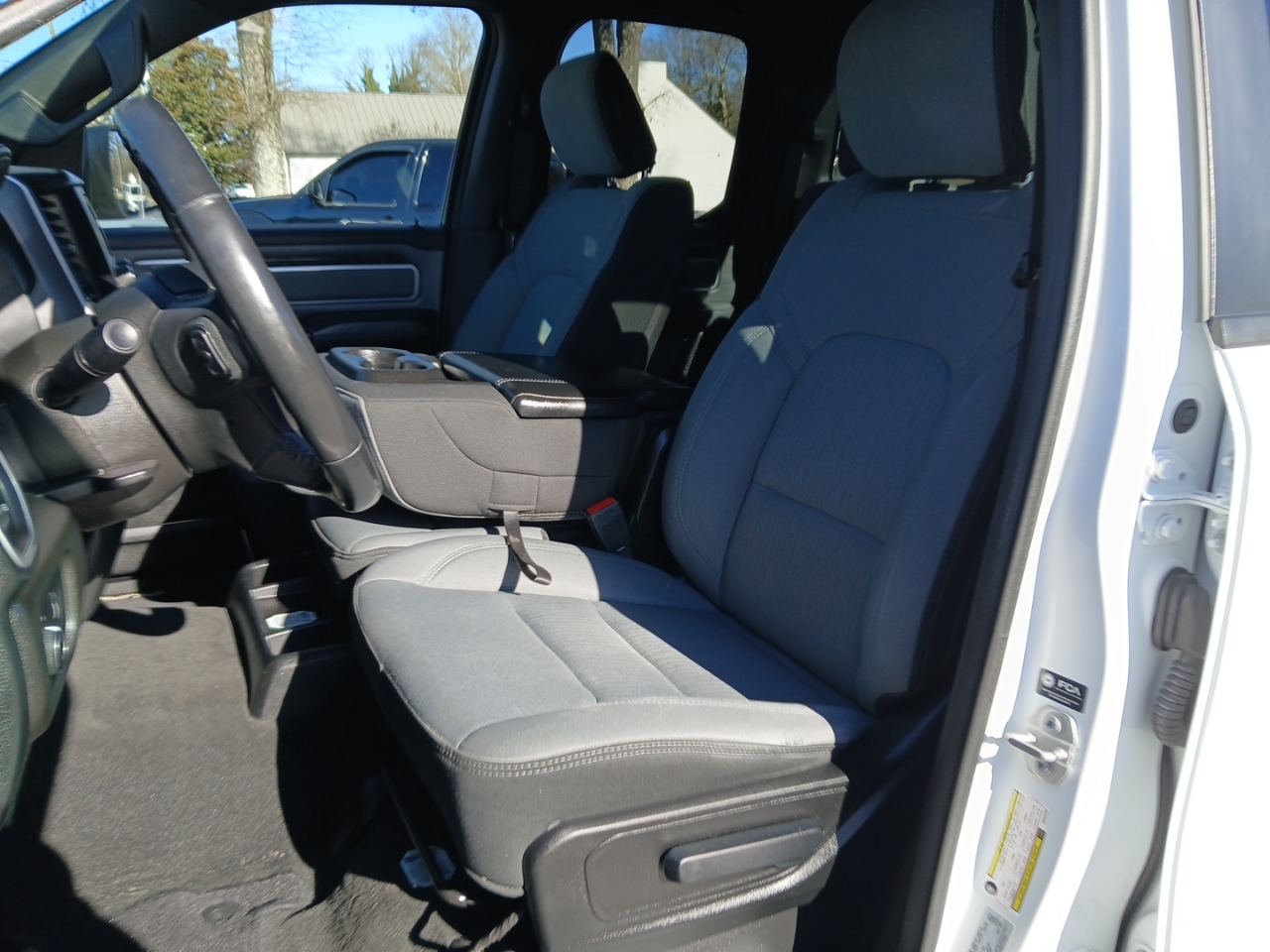 RAM 1500 Big Horn Quad Cab 2WD 2022