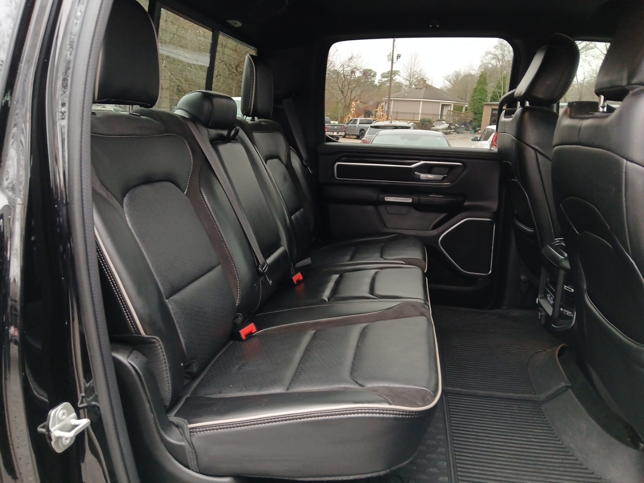 RAM 1500 Laramie Crew Cab LWB 4WD 2023