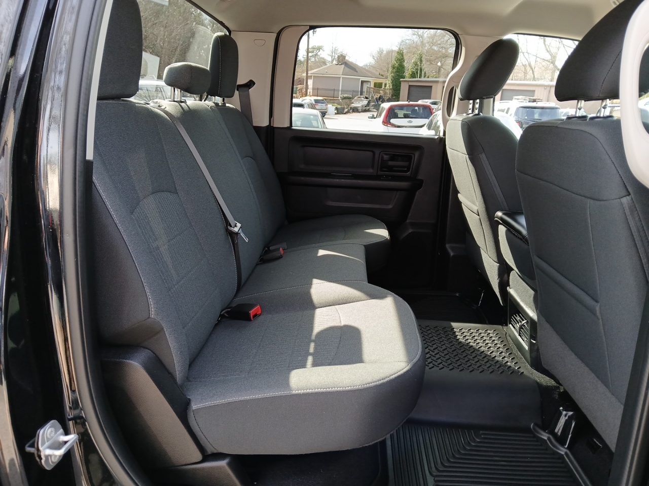 RAM 1500 Classic Tradesman Crew Cab SWB 4WD 2021