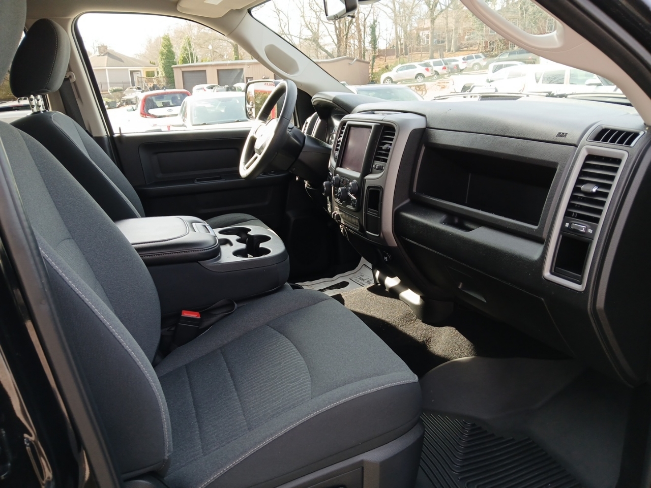 RAM 1500 Classic Tradesman Crew Cab SWB 4WD 2021