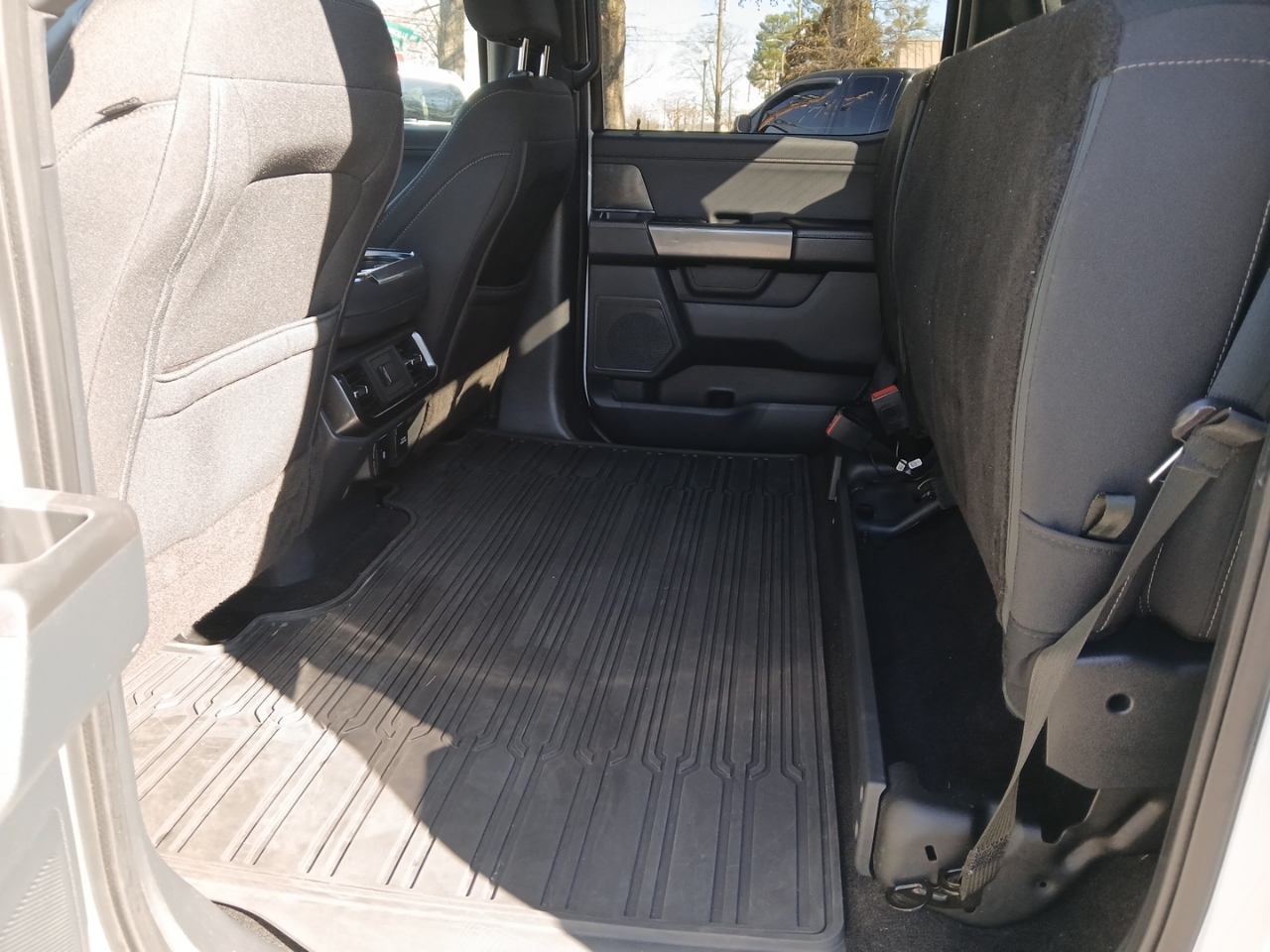 Ford F-150 4WD SuperCrew 145" XLT 2022