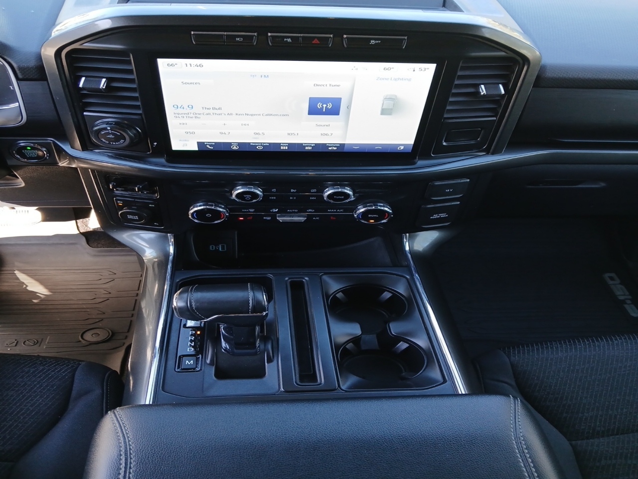 Ford F-150 4WD SuperCrew 145" XLT 2022