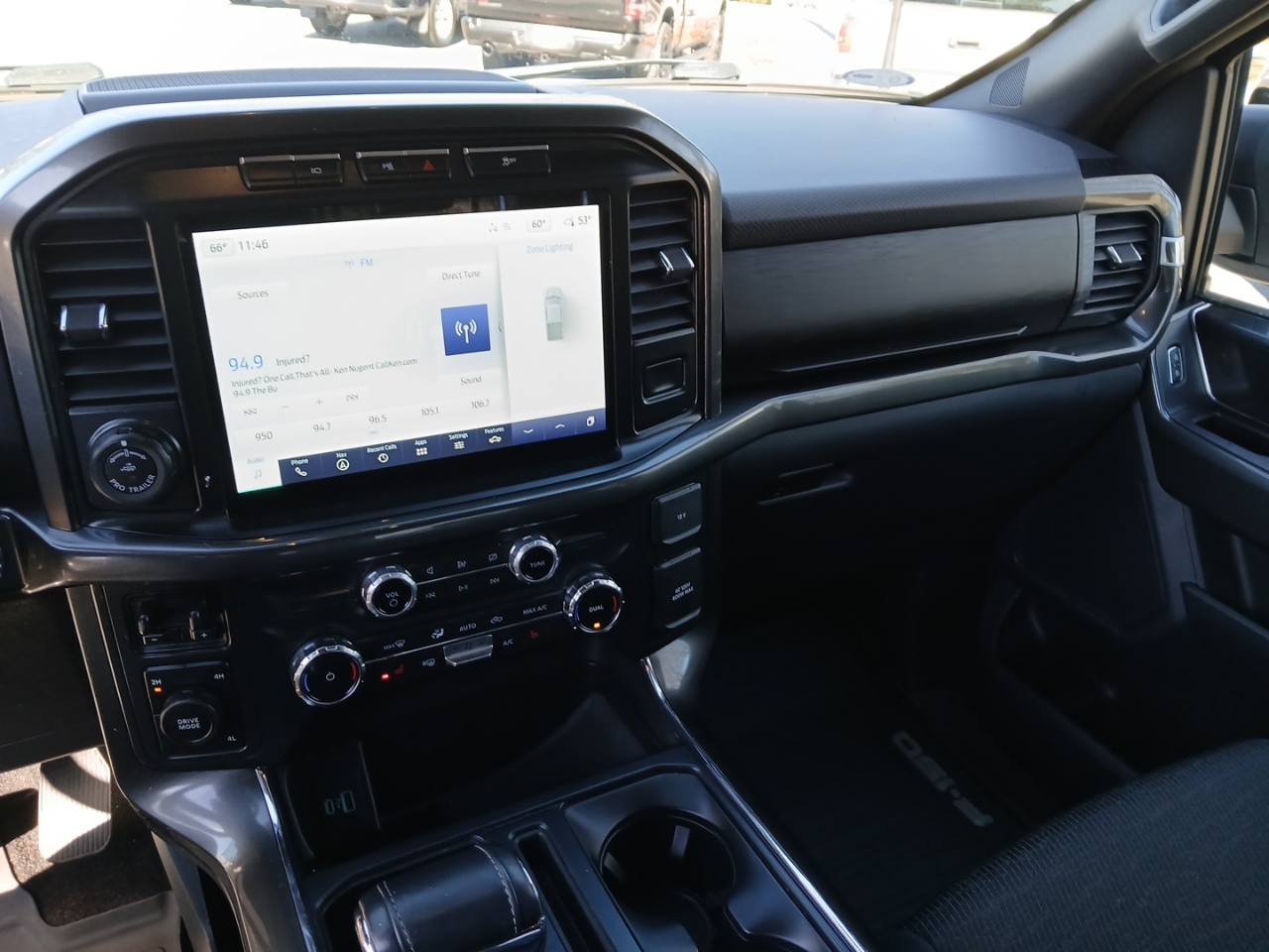 Ford F-150 4WD SuperCrew 145" XLT 2022