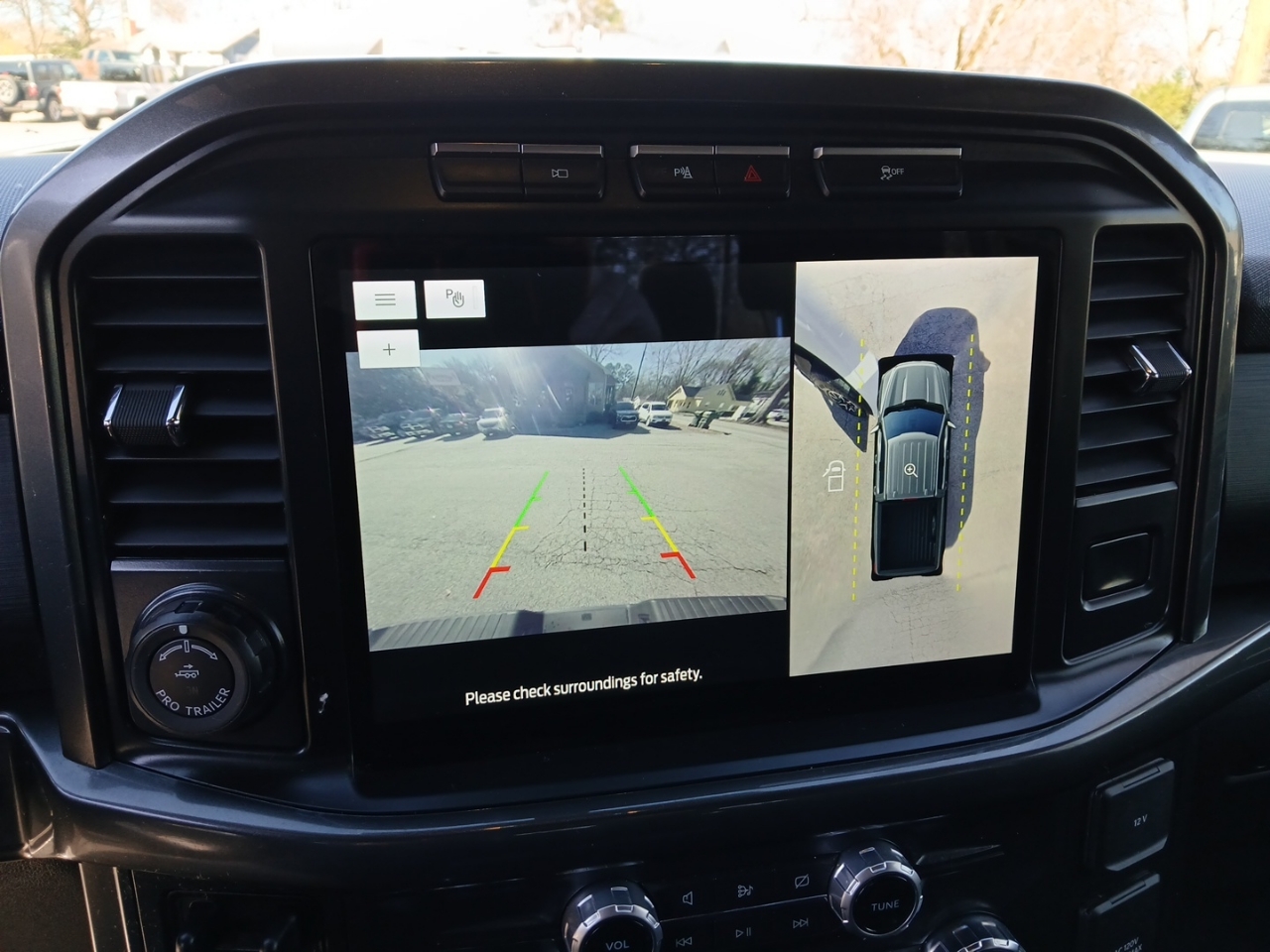 Ford F-150 4WD SuperCrew 145" XLT 2022