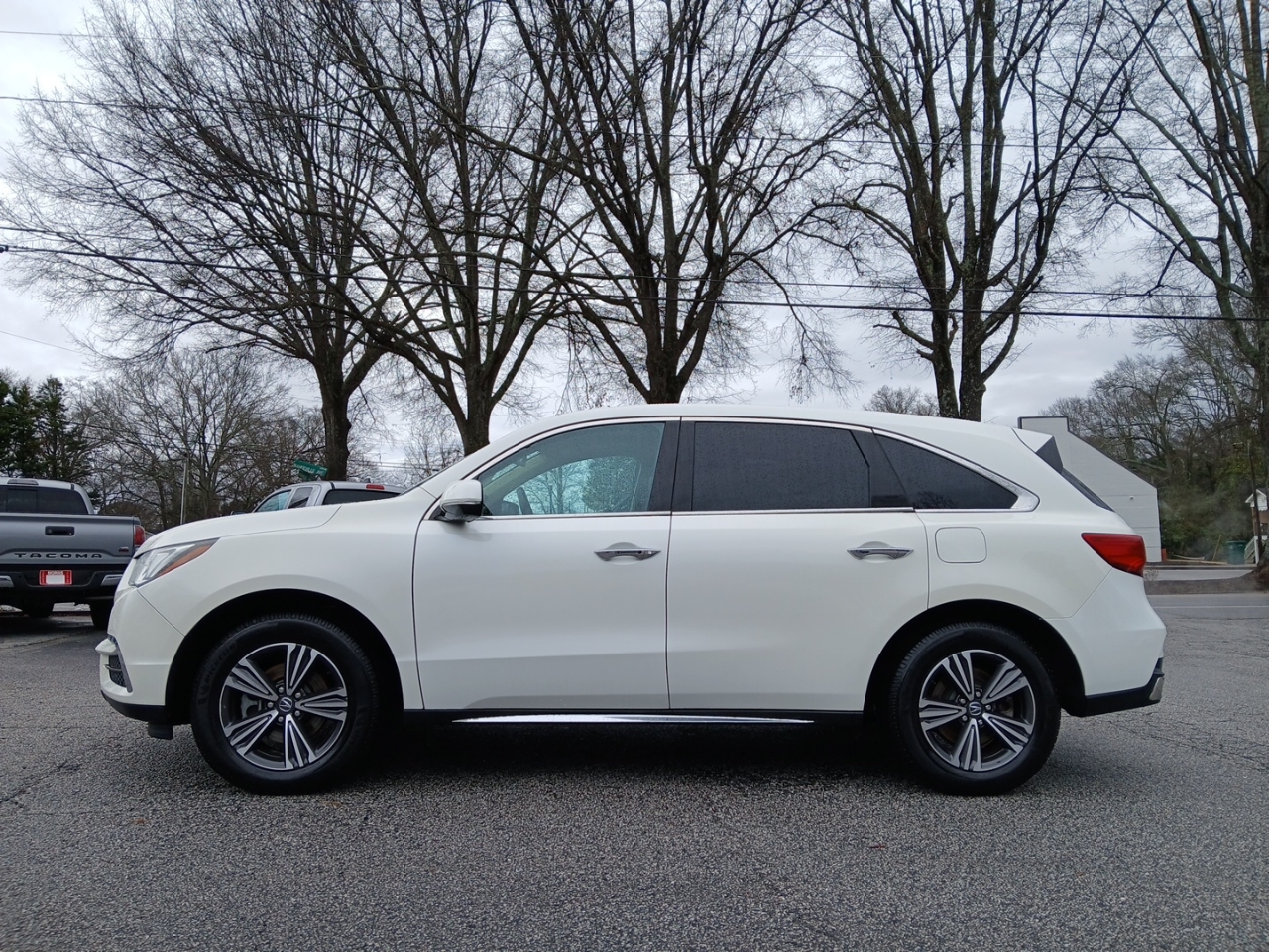 Acura MDX SH-AWD 9-Spd AT 2017