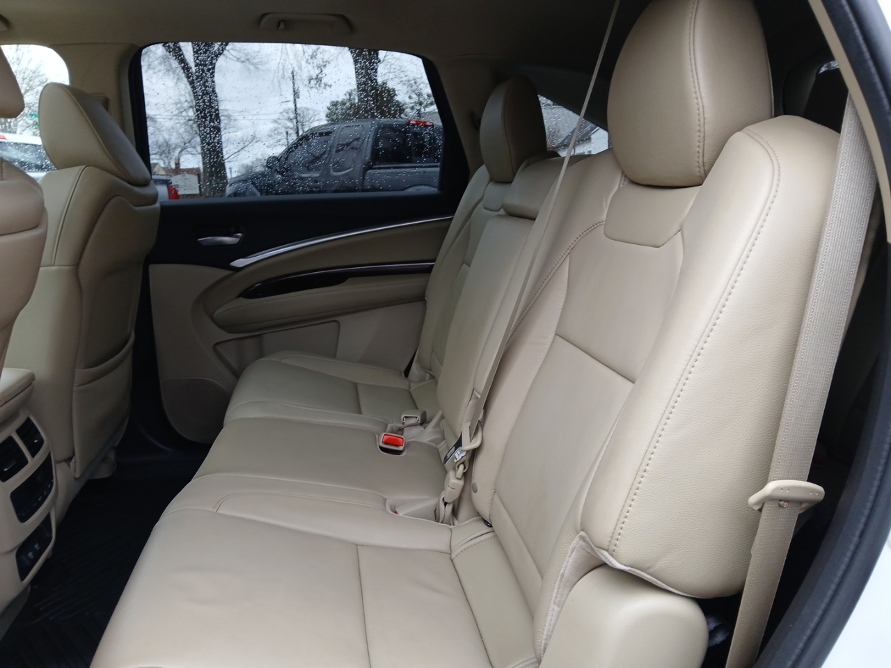 Acura MDX SH-AWD 9-Spd AT 2017