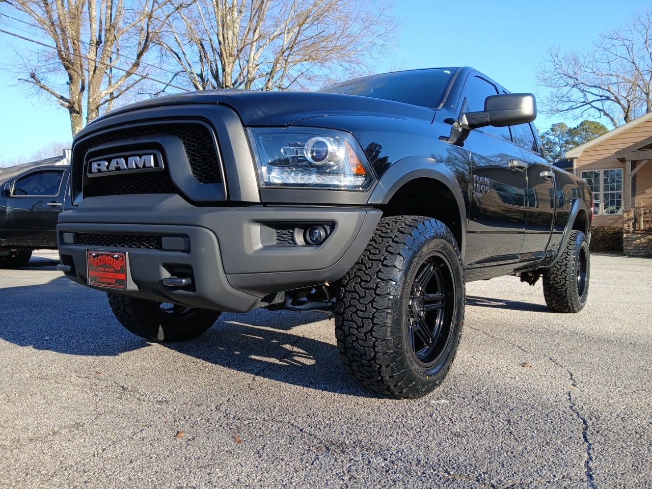 RAM 1500 4WD Quad Cab 140.5" Night 2020