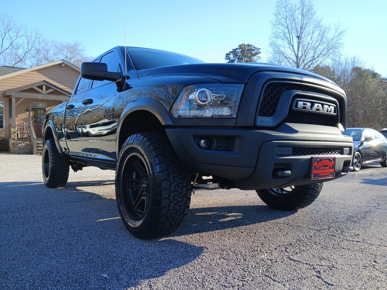 RAM 1500 4WD Quad Cab 140.5" Night 2020