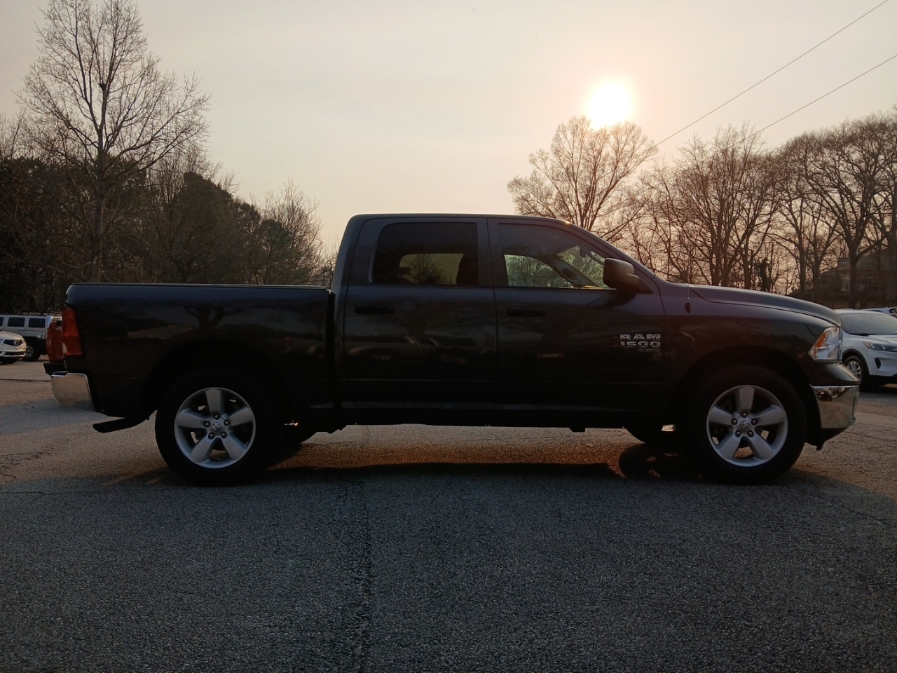 RAM 1500 Classic Tradesman Crew Cab SWB 2WD 2022