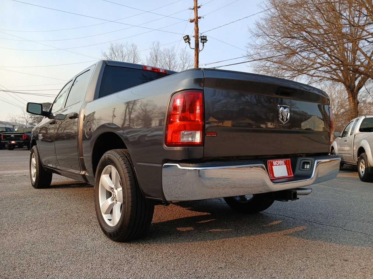 RAM 1500 Classic Tradesman Crew Cab SWB 2WD 2022