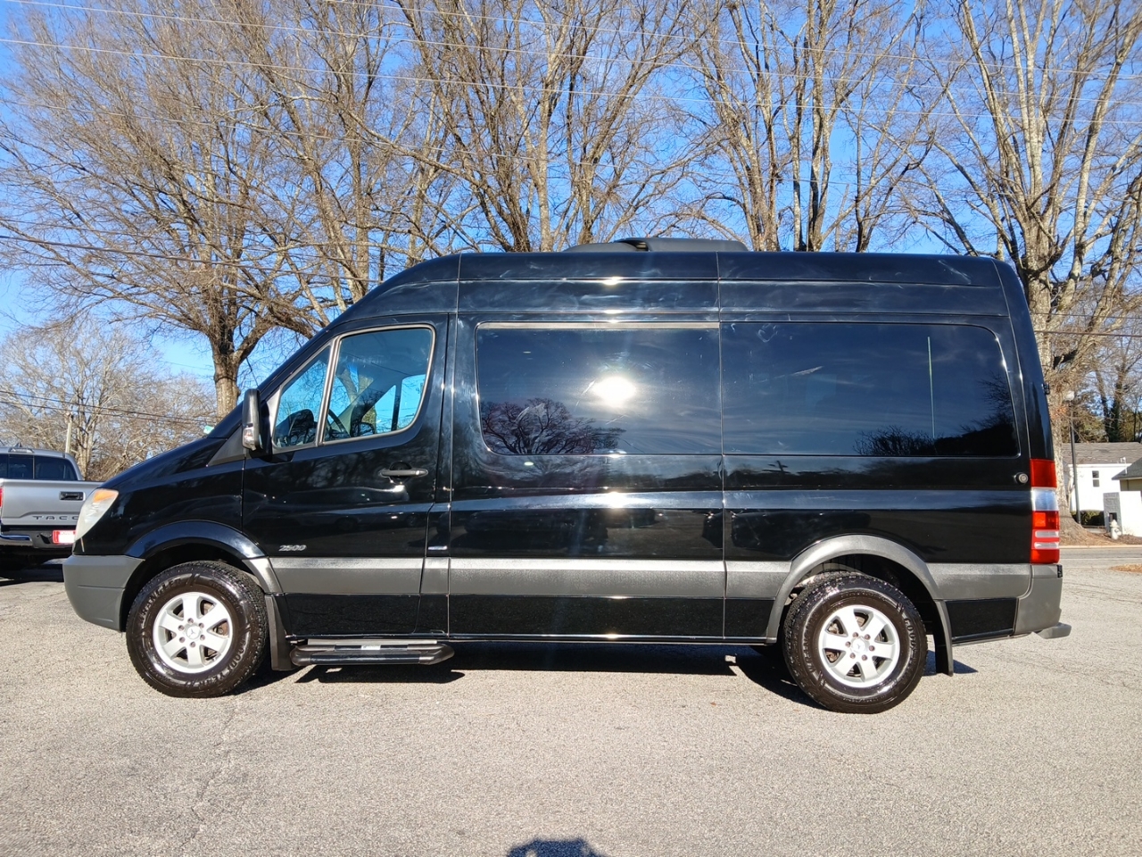 2013 Mercedes-Benz Sprinter 2500 Passenger Van High Roof 144-in. WB