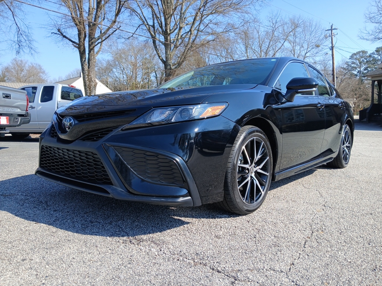 Toyota Camry SE Nightshade Edition 2024