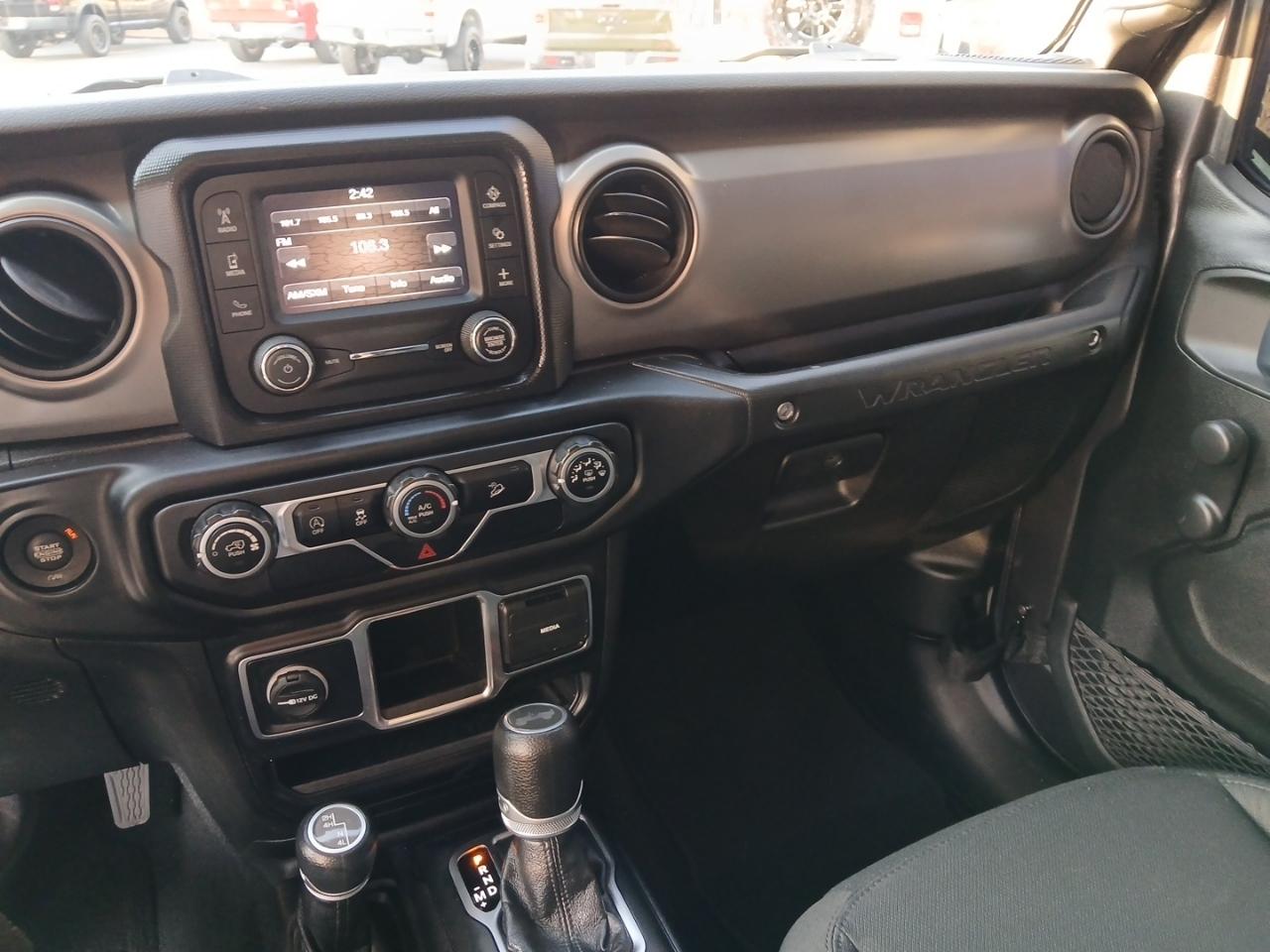 Jeep Wrangler Unlimited Sport 2020