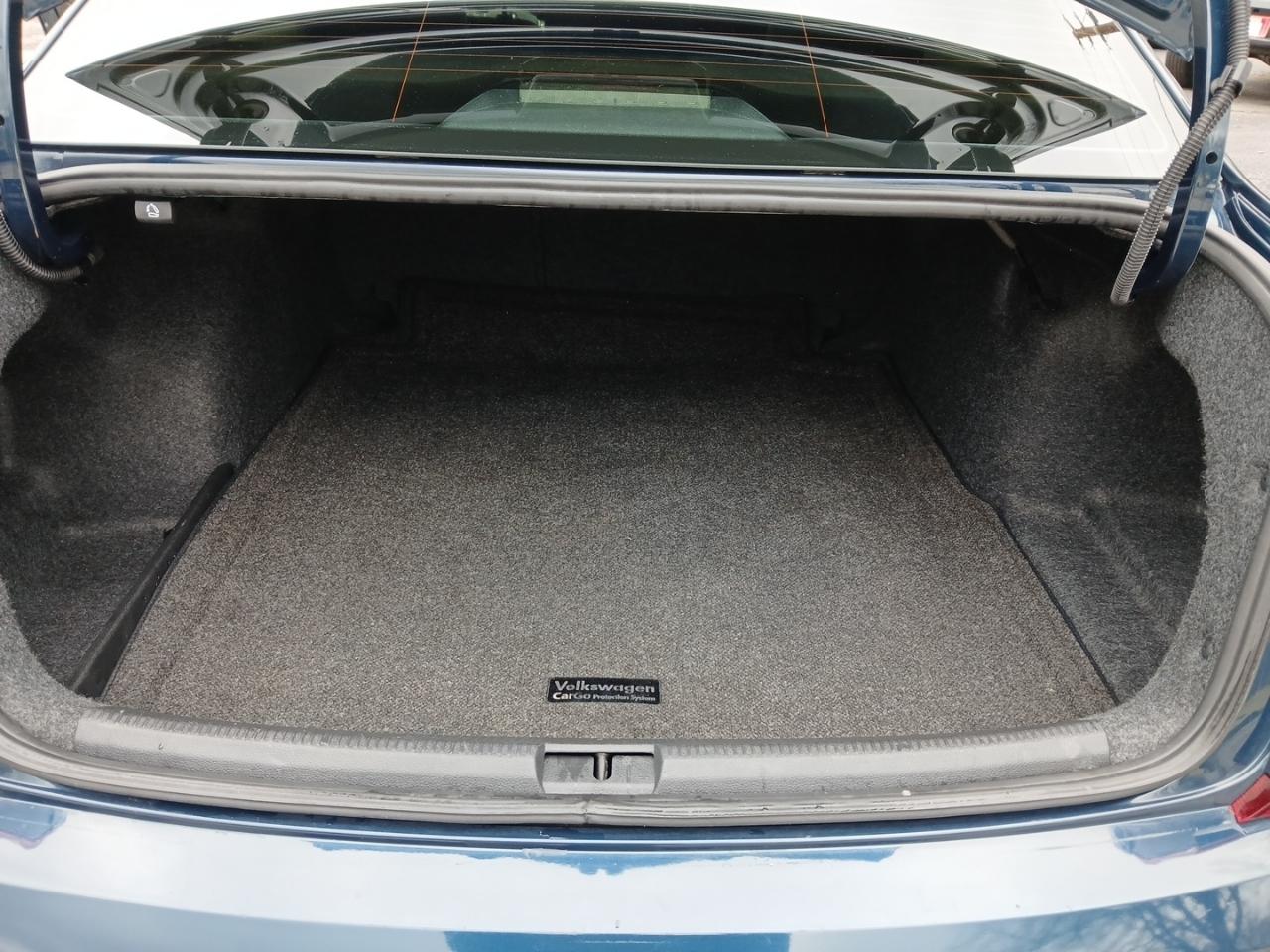 Volkswagen Passat SE 2018