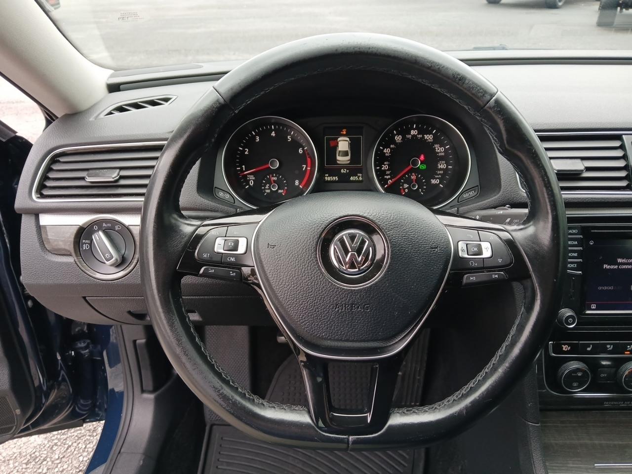 Volkswagen Passat SE 2018