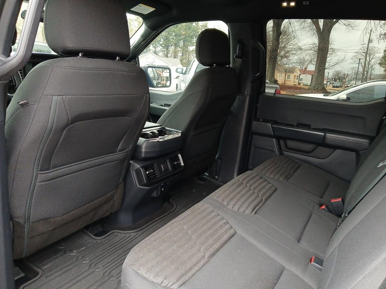 Ford F-150 4WD SuperCrew 145" STX 2021