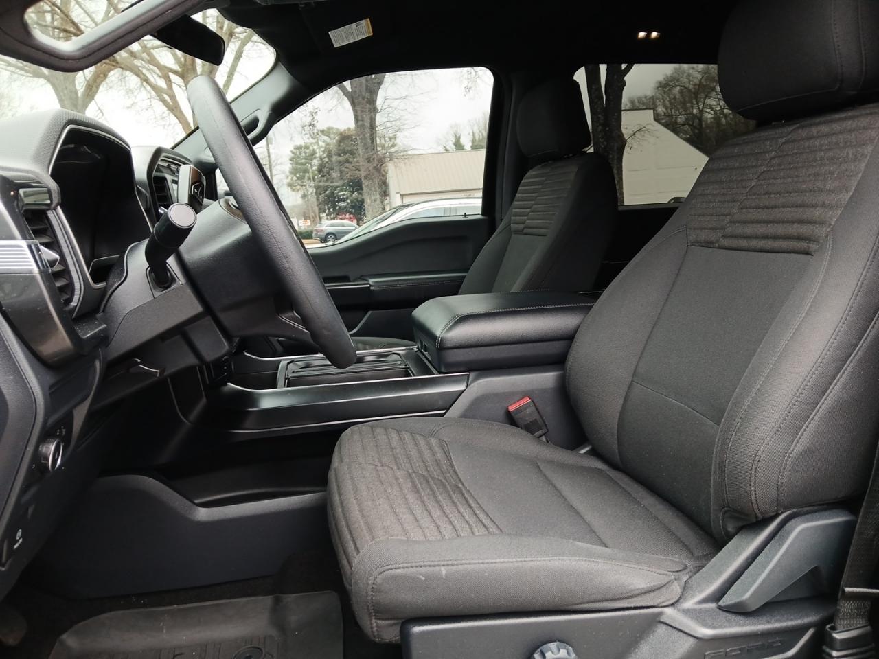 Ford F-150 4WD SuperCrew 145" STX 2021