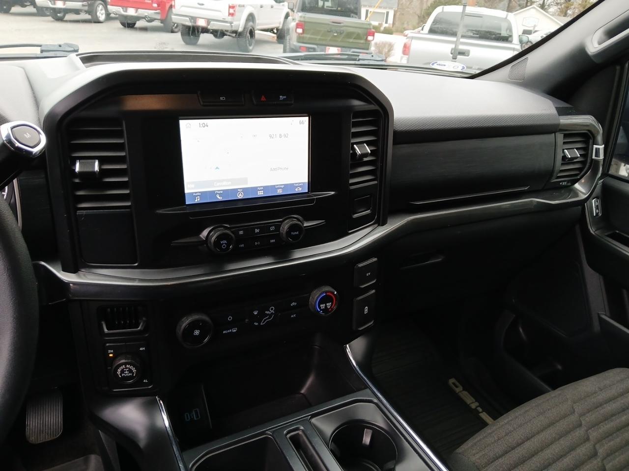 Ford F-150 4WD SuperCrew 145" STX 2021