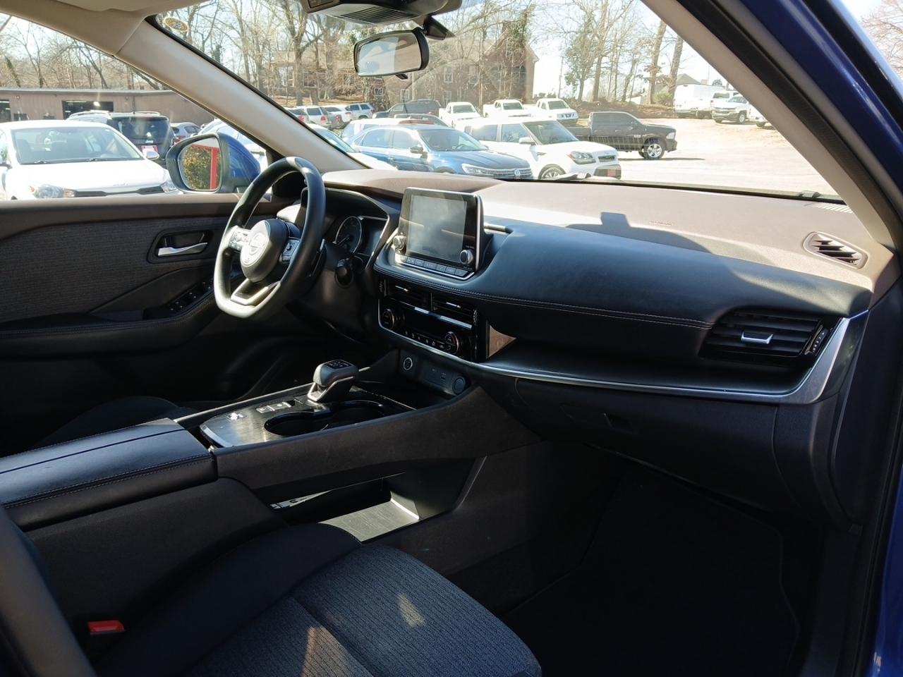 Nissan Rogue SV 2021