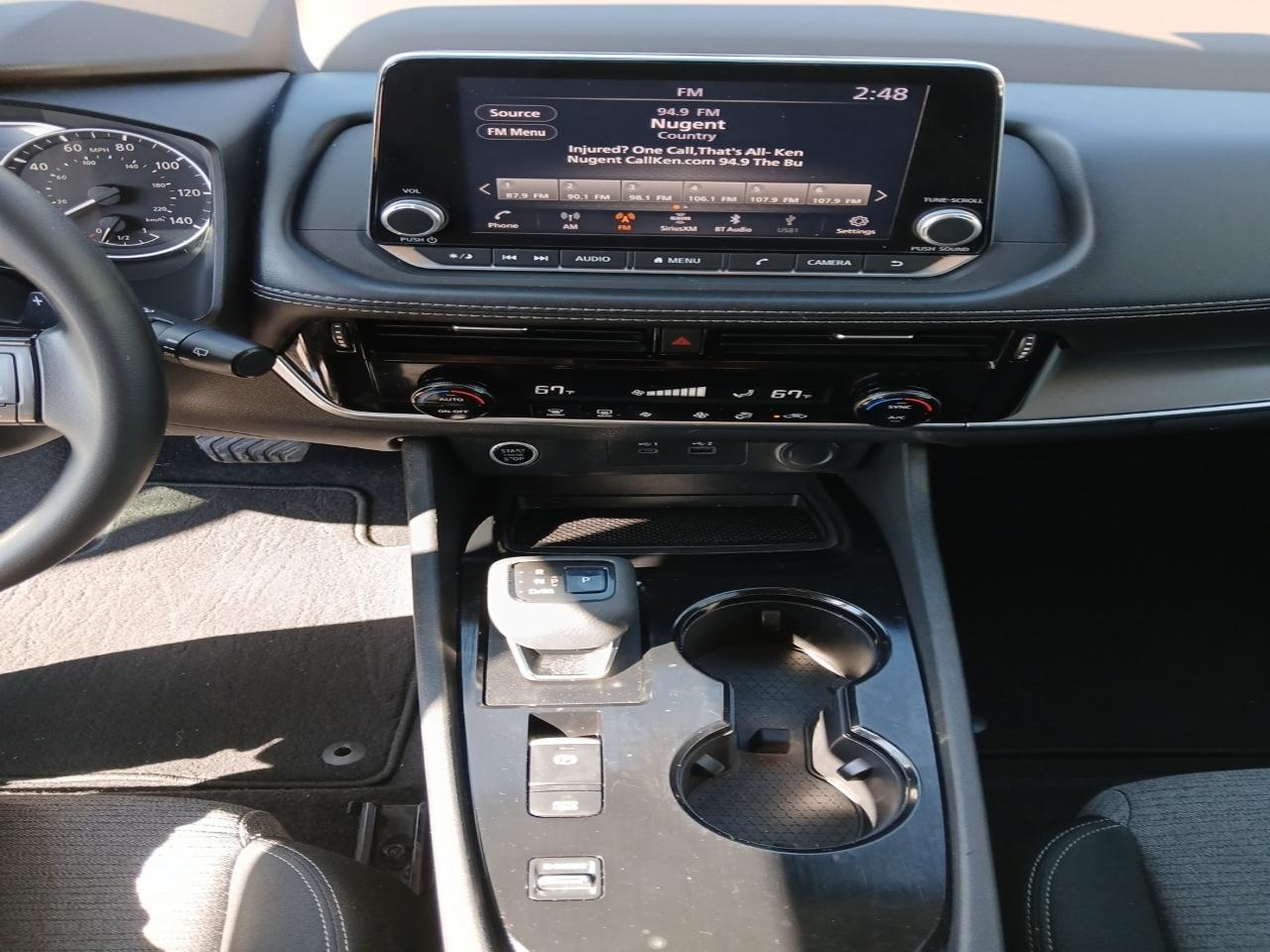 Nissan Rogue SV 2021