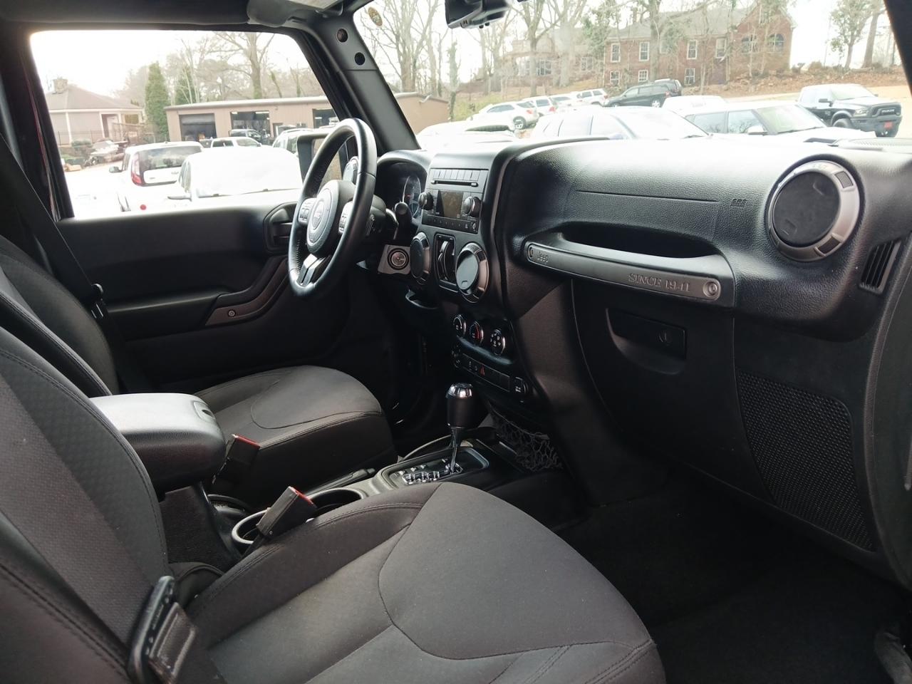 Jeep Wrangler Unlimited Sport 4WD 2015