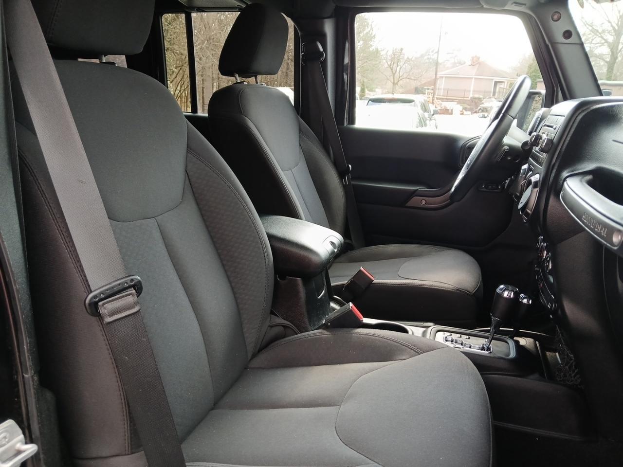 Jeep Wrangler Unlimited Sport 4WD 2015