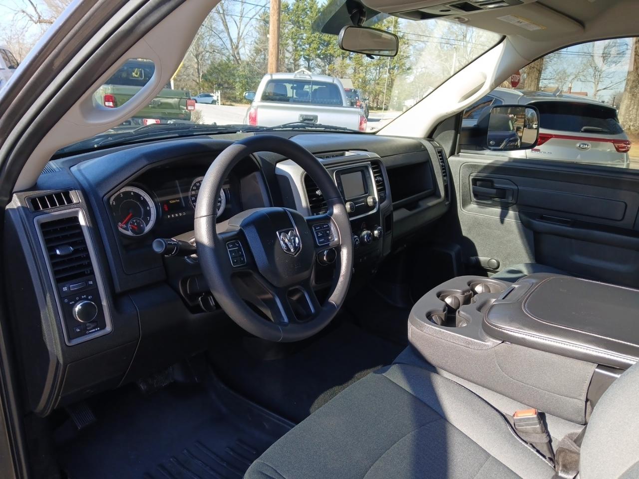 RAM 1500 Classic Tradesman Regular Cab LWB 2WD 2023