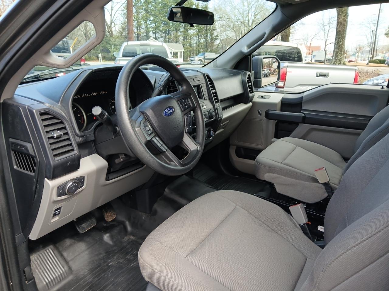 Ford F-150 4WD SuperCrew 145" XL 2020