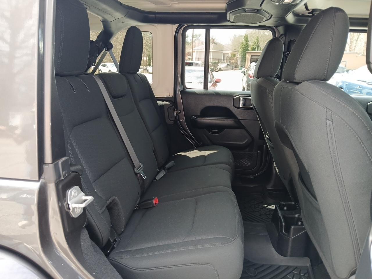 Jeep Wrangler Unlimited Sahara 2018