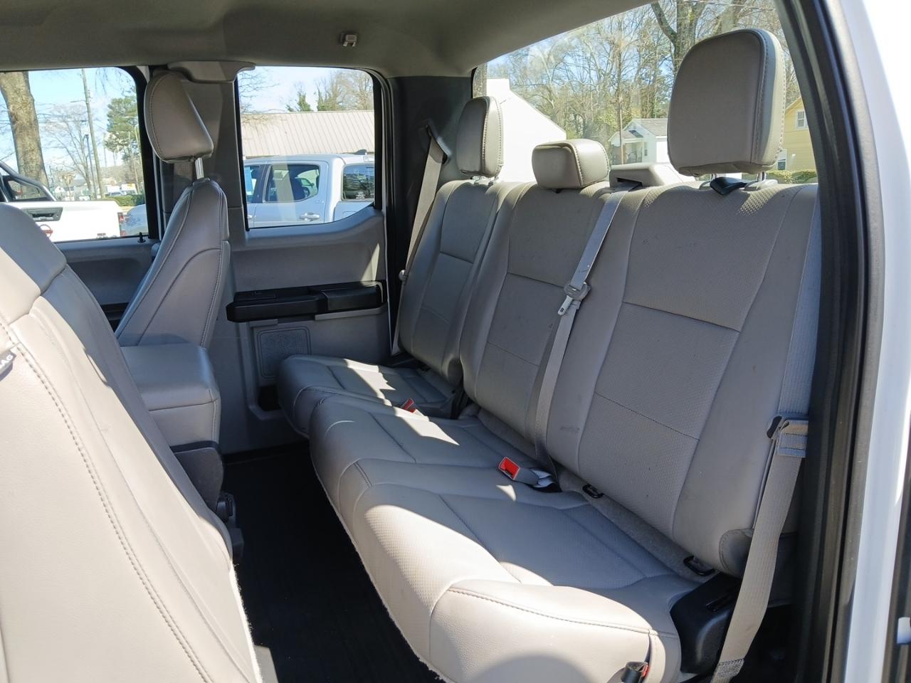 Ford F-150 2WD SuperCab 145" XL 2020