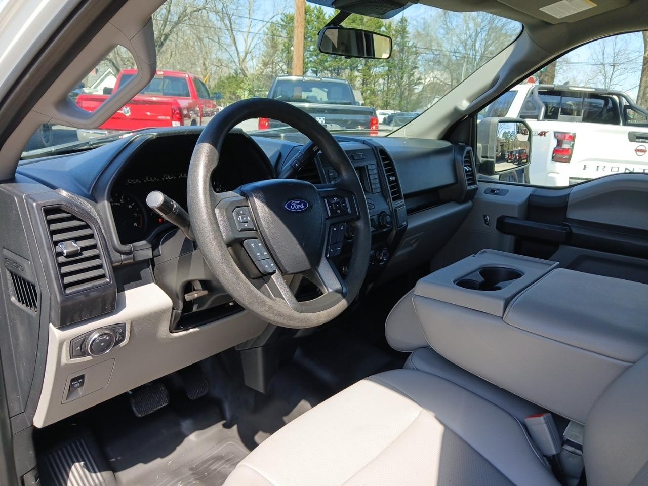 Ford F-150 2WD SuperCab 145" XL 2020