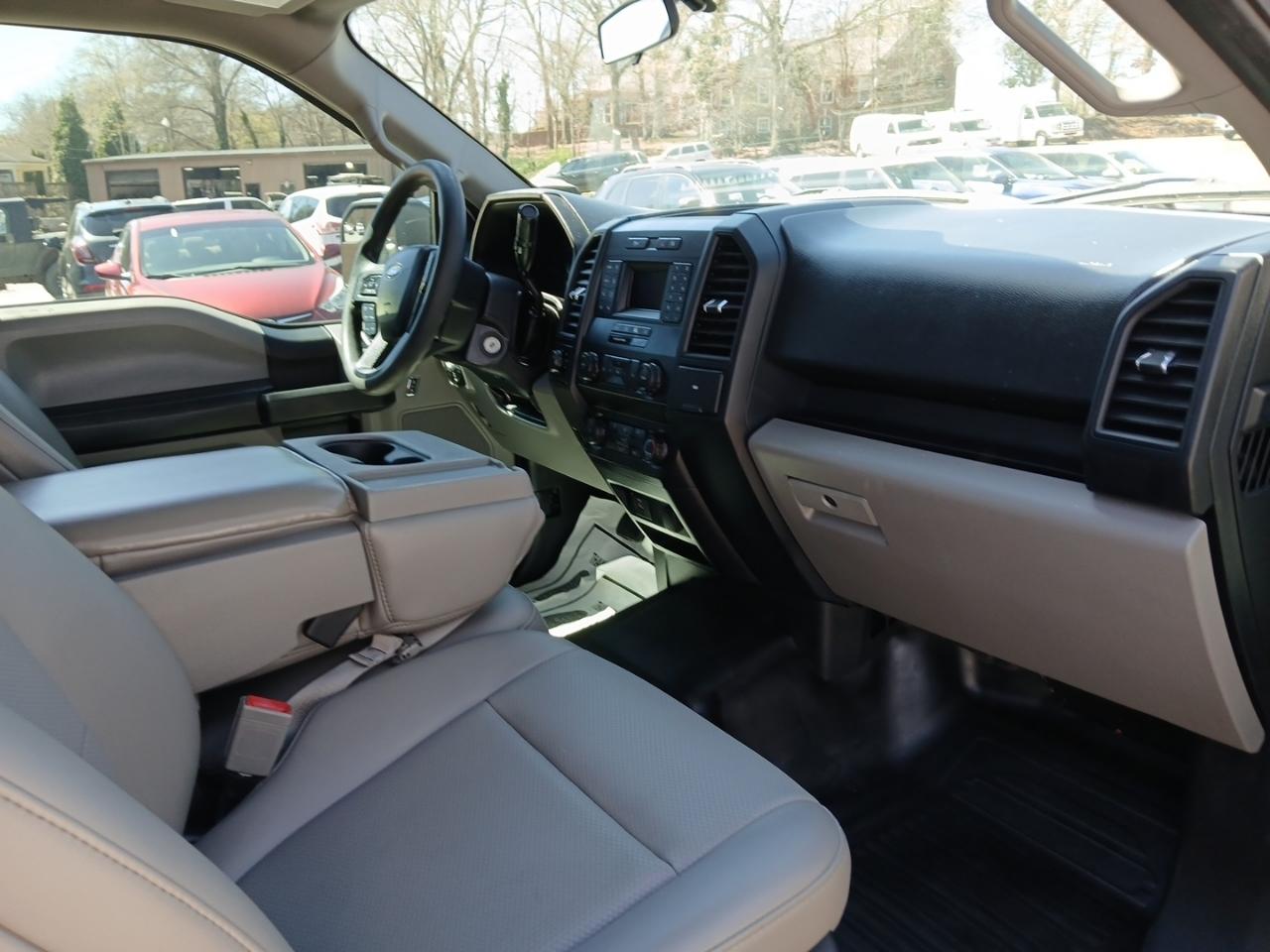 Ford F-150 2WD SuperCab 145" XL 2020