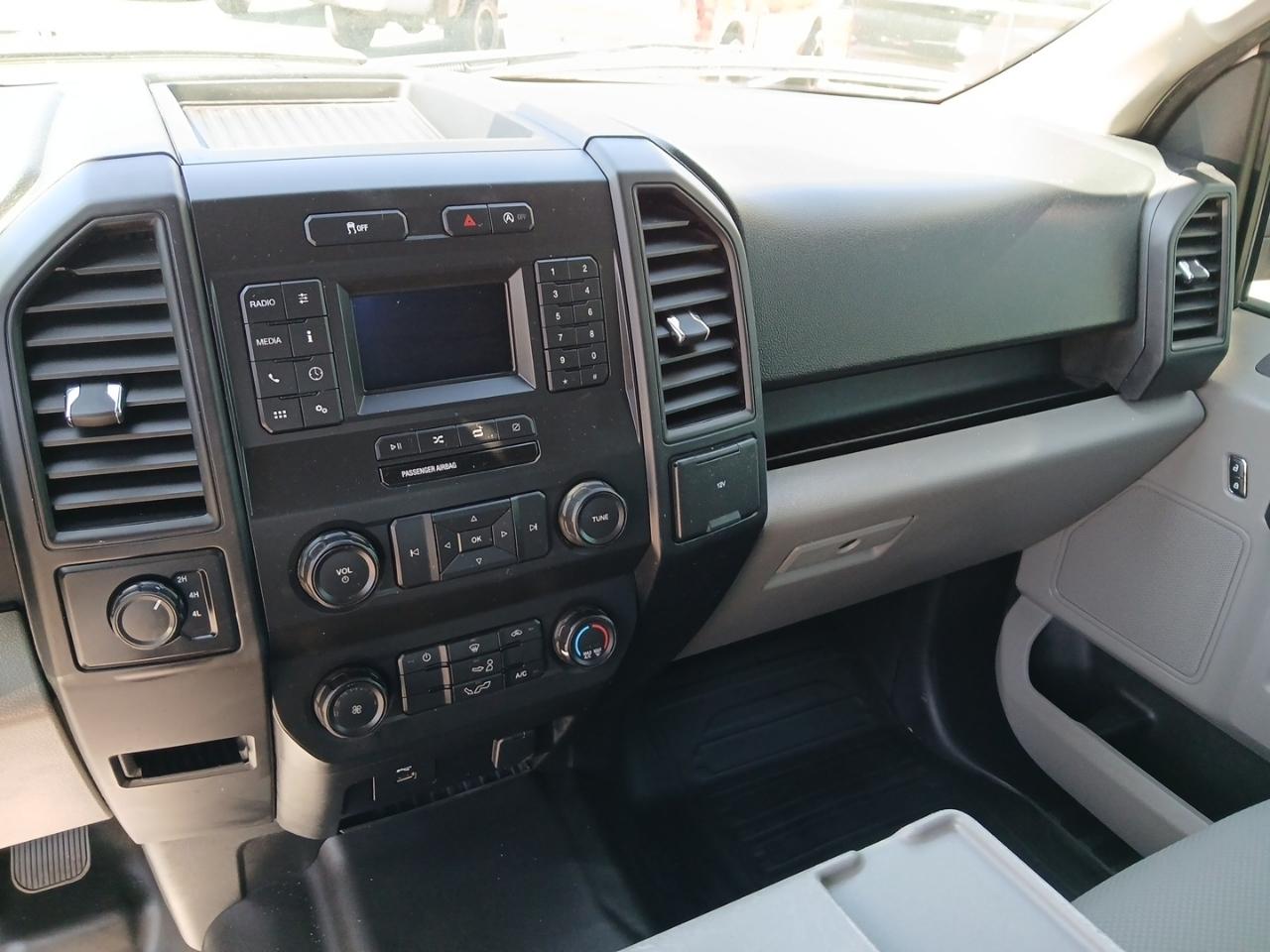 Ford F-150 2WD SuperCab 145" XL 2020