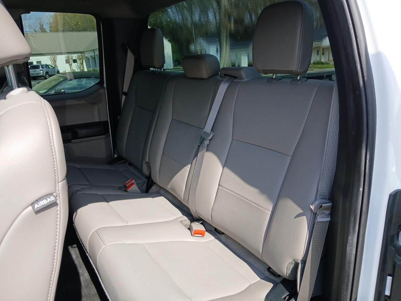 Ford F-150 4WD SuperCab 145" XL 2020