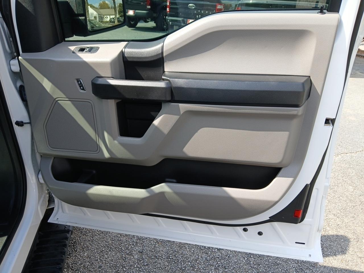 Ford F-150 4WD SuperCab 145" XL 2020