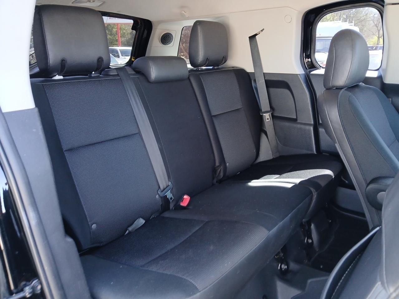 Toyota FJ Cruiser 4WD AT 2014