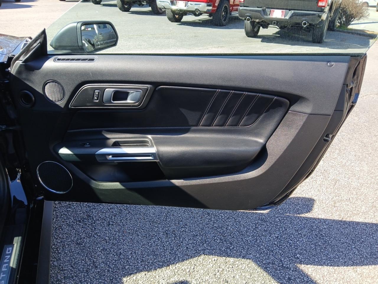 Ford Mustang EcoBoost Premium Convertible 2022